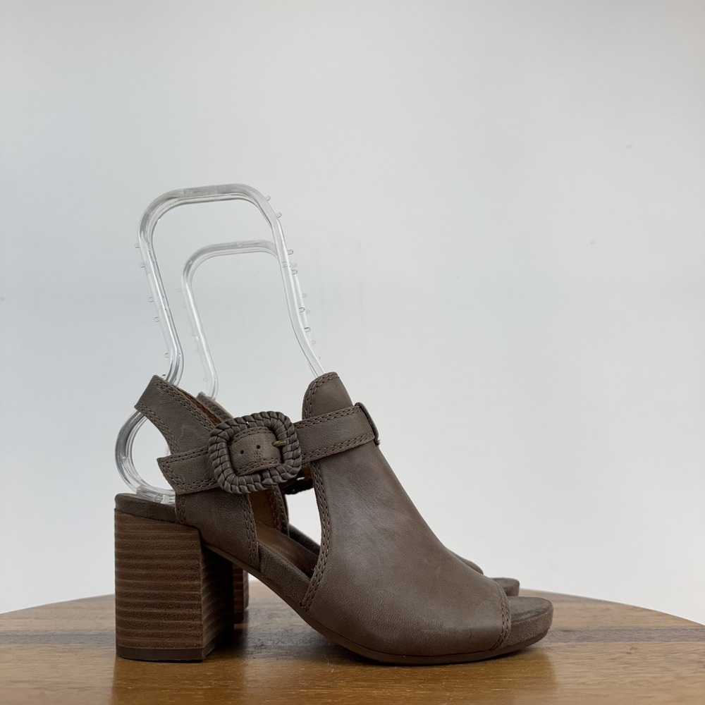New Womens Lucky Brand Juliane Brown Leather Slingback Peep Toe Sandals Size 7 M